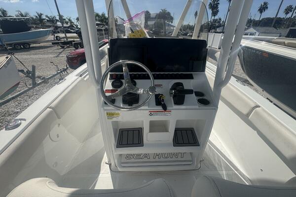 21ft Sea Hunt Yacht For Sale