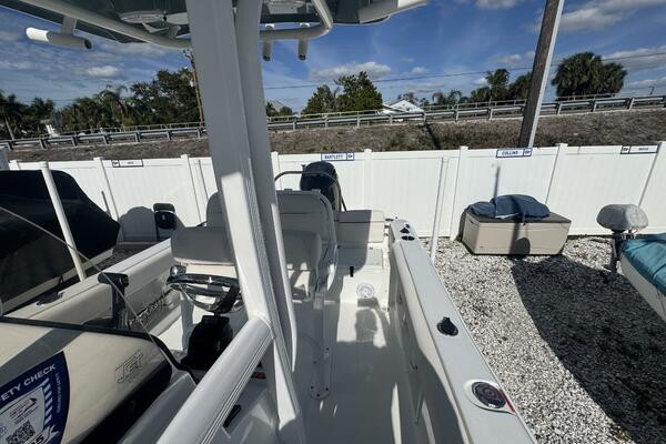 21ft Sea Hunt Yacht For Sale