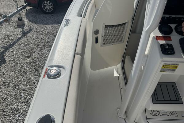 21ft Sea Hunt Yacht For Sale