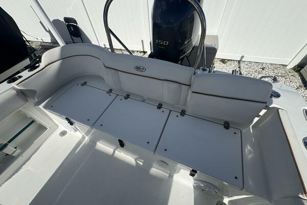 21ft Sea Hunt Yacht For Sale