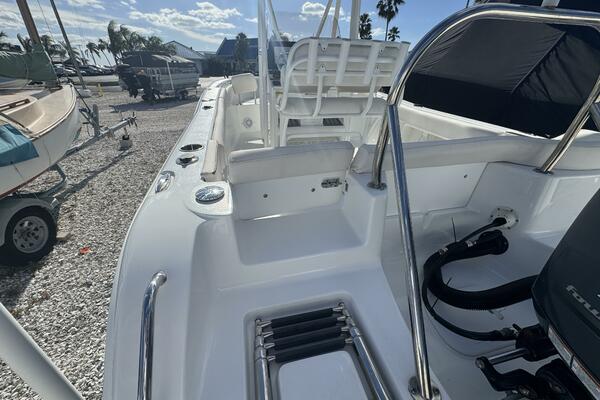 21ft Sea Hunt Yacht For Sale