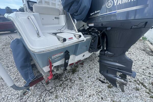 21ft Sea Hunt Yacht For Sale