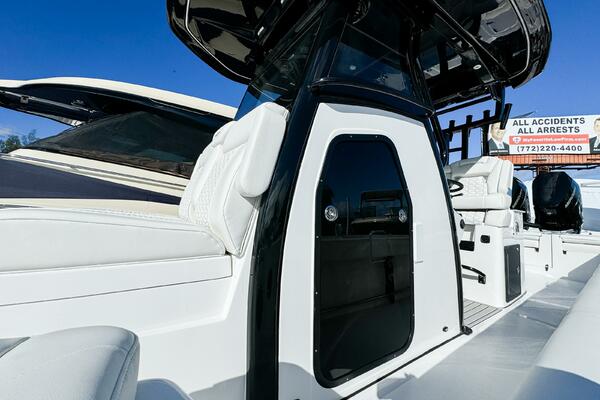 31ft Tidewater Yacht For Sale