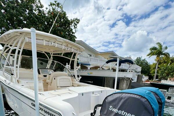 Sweetness 28ft Grady White Yacht For Sale