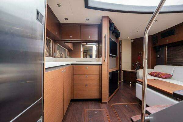 Sea Ray 510 Sundancer Yacht For Sale