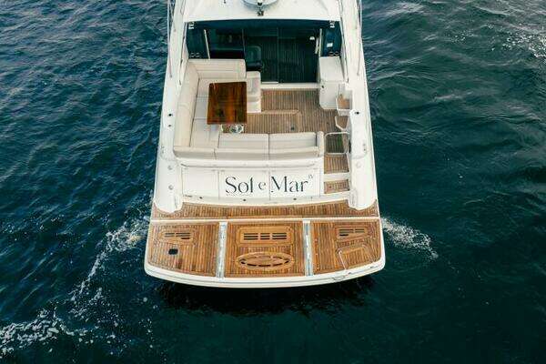 Sea Ray 510 Sundancer Yacht For Sale