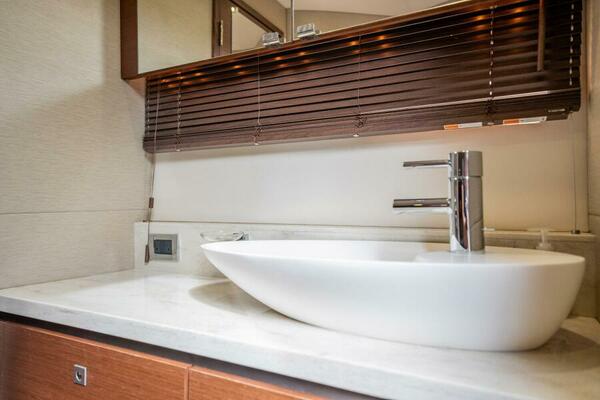 SOL E Mar IV 51ft Sea Ray Yacht For Sale