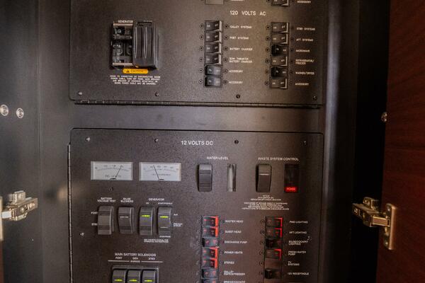 SOL E Mar IV 51ft Sea Ray Yacht For Sale