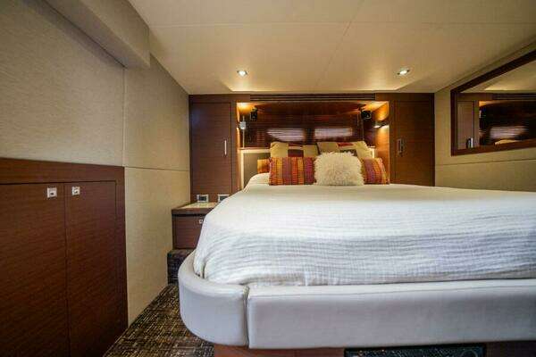 Sea Ray 510 Sundancer Yacht For Sale