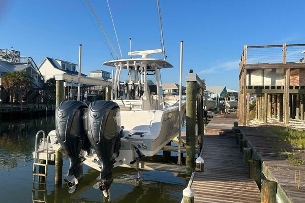 28ft Sportsman Yacht For Sale