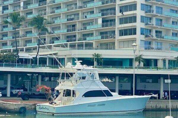 51-ft-Post-1998-Convertable-LIMITLESS Honolulu Hawaii United States  yacht for sale