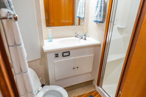 LIMITLESS 51ft Post Yacht For Sale