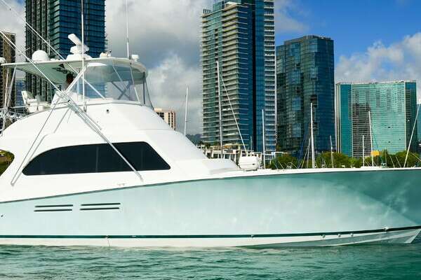 Post Convertable Yacht For Sale