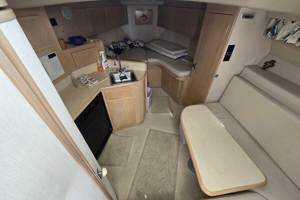 E  amp  S 35ft Henriques Yacht For Sale