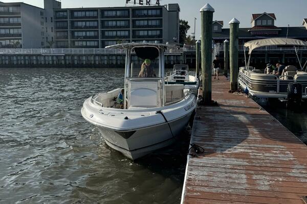 22ft Robalo Yacht For Sale