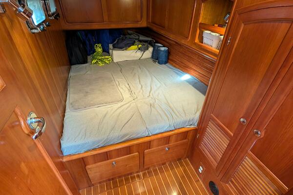 UBIQUITOUS 46ft Outbound Yacht For Sale