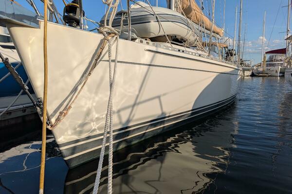 UBIQUITOUS 46ft Outbound Yacht For Sale