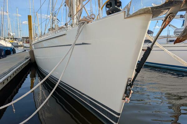 UBIQUITOUS 46ft Outbound Yacht For Sale