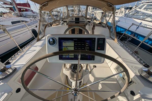 UBIQUITOUS 46ft Outbound Yacht For Sale