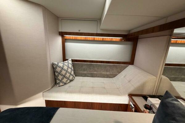 49ft Riviera Yacht For Sale