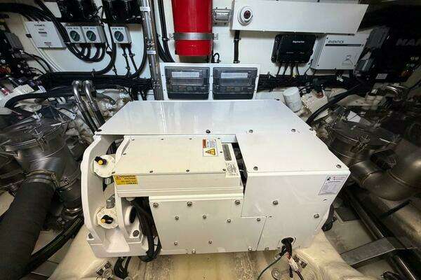 Riviera 50 Sports Motor Yacht Yacht For Sale