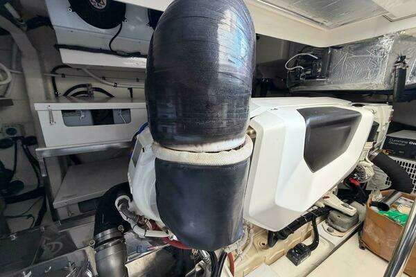 Riviera 50 Sports Motor Yacht Yacht For Sale