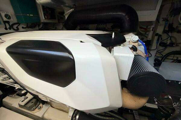 Riviera 50 Sports Motor Yacht Yacht For Sale