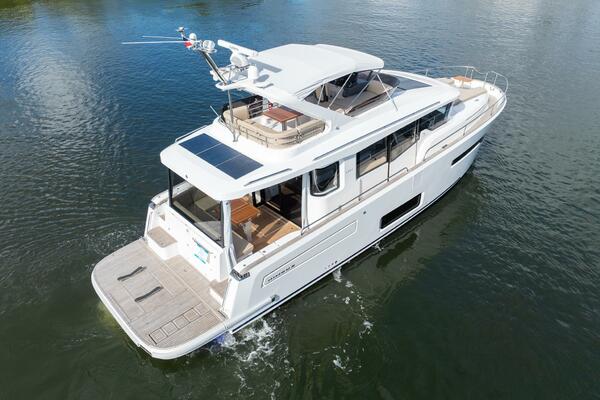 In Stock 2026 Nimbus 495 Flybridge 22 49ft Nimbus Yacht For Sale