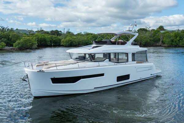 In Stock 2026 Nimbus 495 Flybridge 22 49ft Nimbus Yacht For Sale