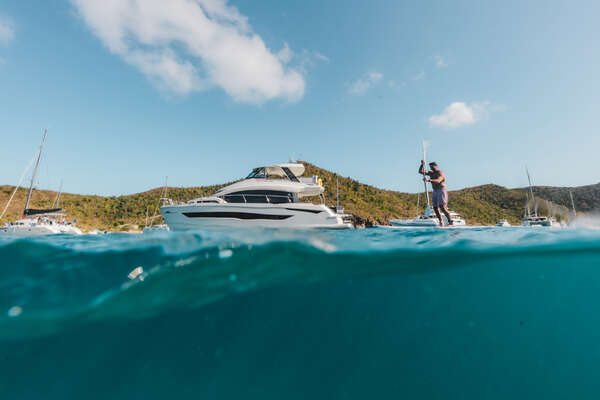 Aquila 54 Yacht For Sale