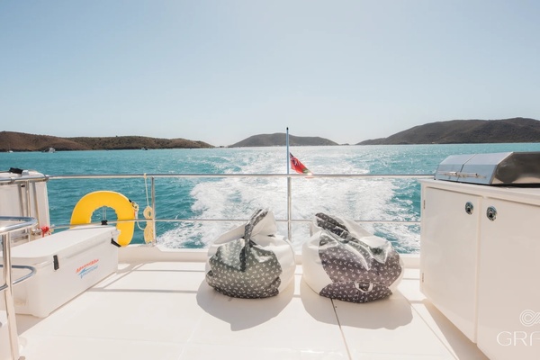 54ft Aquila Yacht For Sale