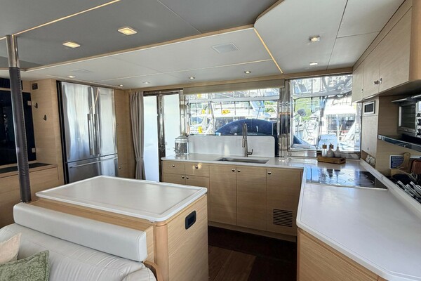 54ft Aquila Yacht For Sale