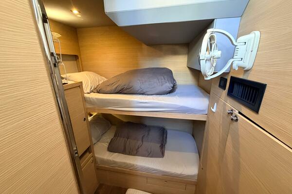 54ft Aquila Yacht For Sale