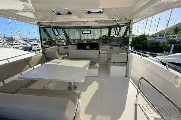 Aquila 54 Yacht For Sale
