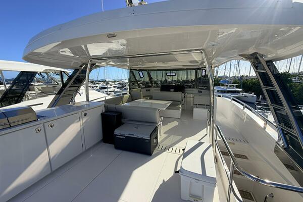 54ft Aquila Yacht For Sale