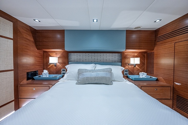 EAST BY SOUTH  54ft Summit Yacht For Sale