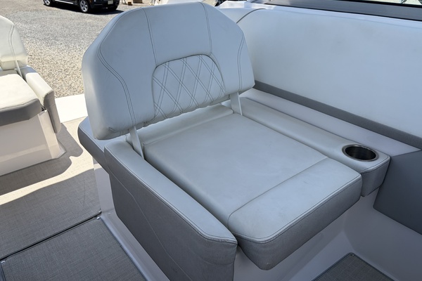 26ft Regal Yacht For Sale