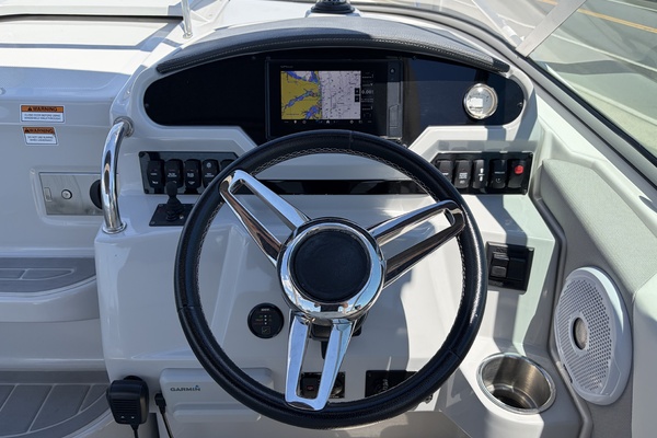 26ft Regal Yacht For Sale
