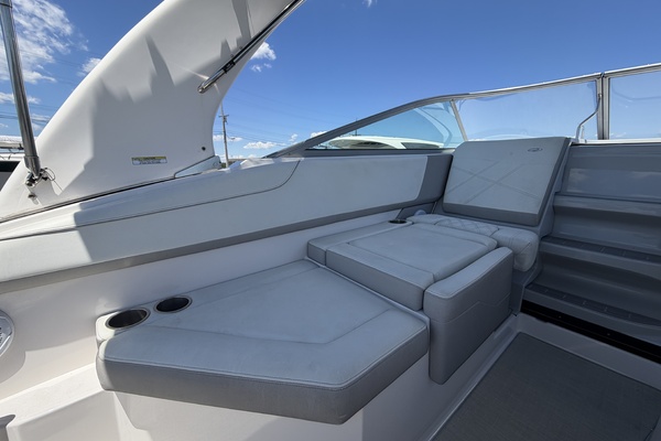 26ft Regal Yacht For Sale