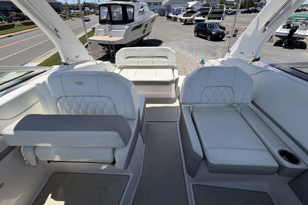26ft Regal Yacht For Sale