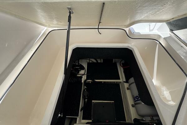 26ft Regal Yacht For Sale