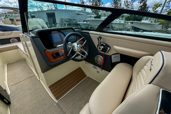 28ft Chris Craft Yacht For Sale