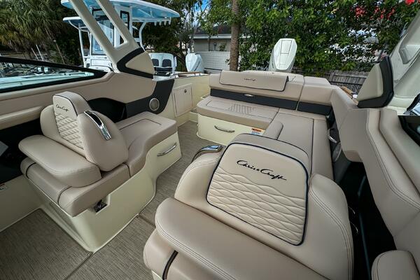 28ft Chris Craft Yacht For Sale