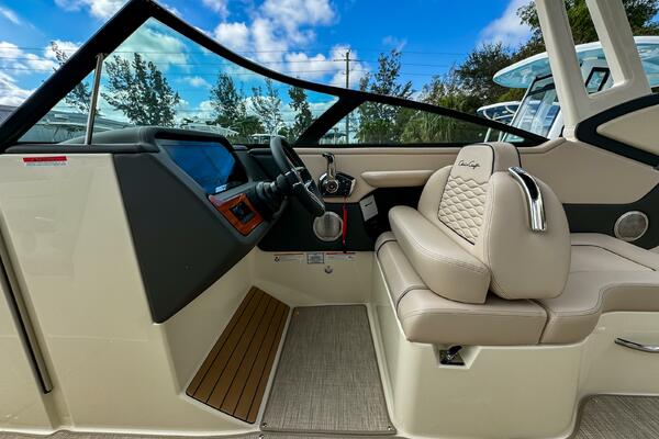 28ft Chris Craft Yacht For Sale