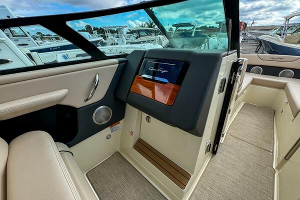 28ft Chris Craft Yacht For Sale