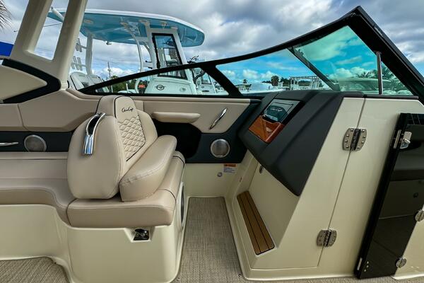 28ft Chris Craft Yacht For Sale