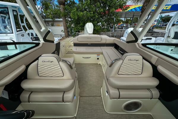 28ft Chris Craft Yacht For Sale