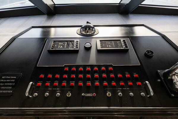 First Home 92ft Cheoy Lee Yacht For Sale