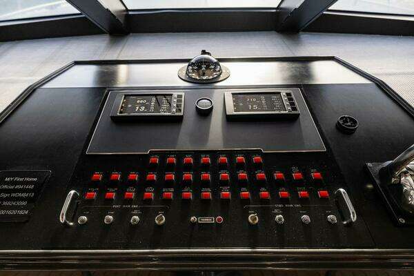 Cheoy Lee 92 Yacht For Sale