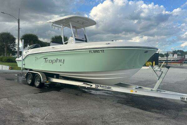 24-ft-Bayliner-2024-Trophy T24CC-Lake Park Florida United States yacht for sale